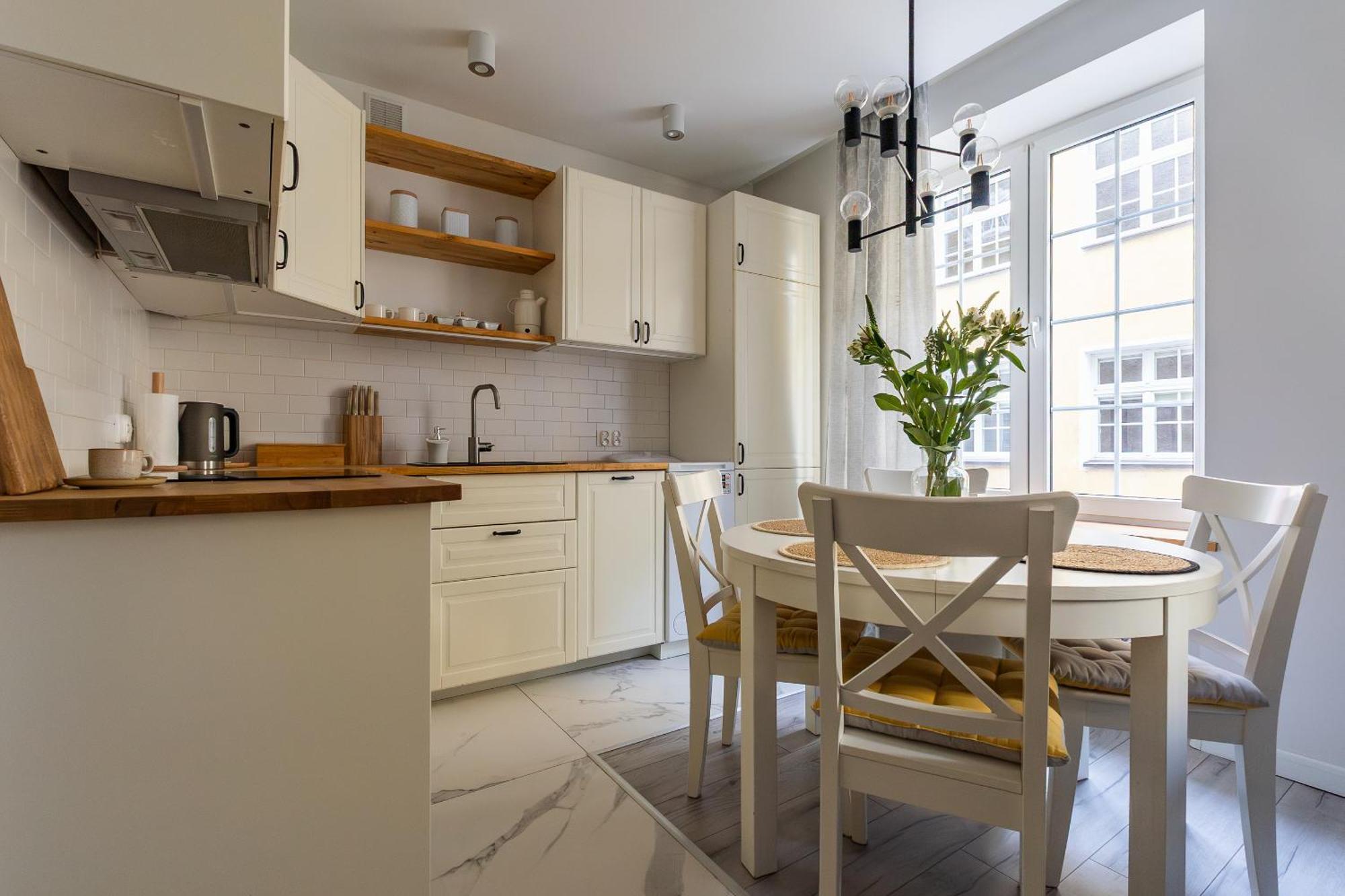 Glow Apartments - Chlebnicka, Gdansk Old Town & Neptun Fontanna — Photos 2
